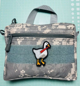Patch_Velcro Thêu dán Vịt Dễ Thương Kute có mặt gai để dán lên quần áo balo