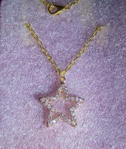 สร้อยคอพร้อมจี้เพชรCz