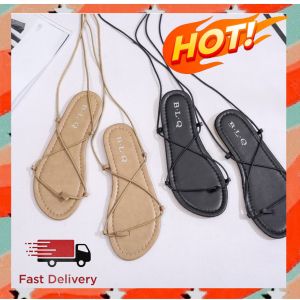 รองเท้าแตะสไตล์เกาหลีสายหนังยาวพันข้อ พื้นนุ่ม ใส่สบาย ใส่แล้วขาเรียว สวย : Shoes Korea Style By B.L.Q