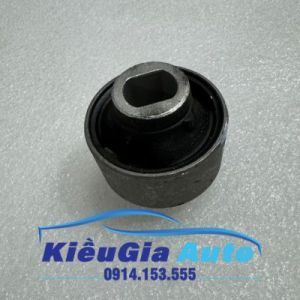 Cao su càng a Mazda 323 2001-2004 C10034460B C10034470A