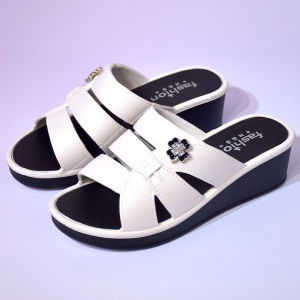 [Free Shipping] 2026 New Style WomenS Summer Thick-Soled High-Heeled Indoor Fashion Slippers For Home Use Bathroom Non-Slip Wedge Heels For Outdoor Wear