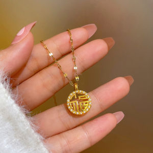 OYJR สร้อยคอแฟชั่นผู้หญิง สร้อยคอสแตนเลสวินเทจสําหรับผู้หญิงคลาสสิกสร้อยคอจี้ชุบทอง 18k พร้อมเครื่องประดับไทเทเนี่ยมระดับไฮเอนด์ researchFu research