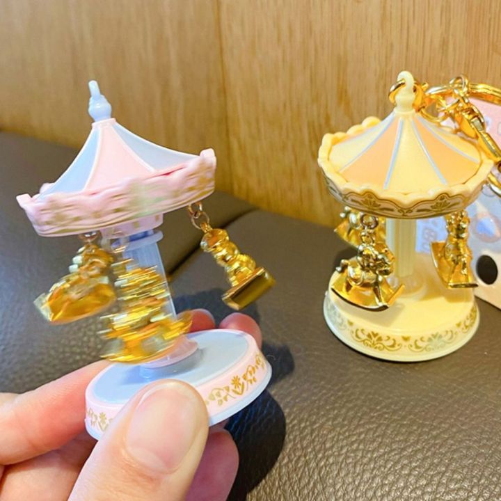 UNQIN Phong cách hoạt hình Móc khóa xoay Dây Treo Túi Thiết kế dễ ...