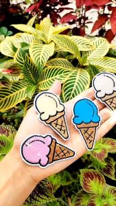 (Bisa COD) Emblem Bordir Es Krim Tinggal Setrika Patch Iron Ice Cream Tambalan Baju Robek Tembelan Kaos Bolong Tempelan Celana Sobek Hiasan Baju Bordir Stiker Bordir Tempel