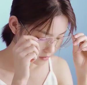 HOT Blueberry/Lutein/Herbal Eye Drops Katarak Rabun Dry Eyes Titisan Mata Relieve Fatigue Screen Use 蓝莓/叶黄素/草本眼药水 白内障近视干眼疲劳