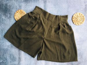 CELANA PENDEK KARGO WANITA  JUMBO BAHAN KRINGKLE CARGO PANTS