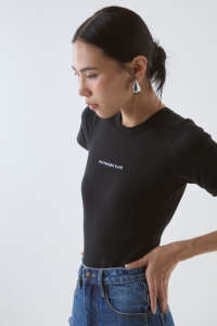 Haffenden Kane: Open Back Bodysuit ชุดบอดี้สูทเปิดหลัง Haffenden Kane มีความยืดหยุ่นและนุ่ม พร้อมโอบรับทุกสัดส่วน ซับในเต็มตัว