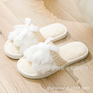 Free Shipping These Warm Popular And Versatile Slippers Are Suitable For All Seasons And Can Be Worn Both Indoors And Outdoors By Both Men And Women