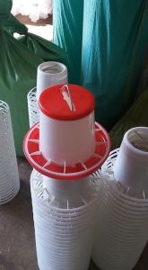 Máng Ăn Chống Bới Cho Gà Loại 7Kg Máng Ăn Cho Gia Cầm Có Nắp Đậy Loại 1