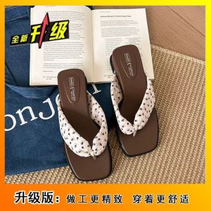 Free Shipping 2026 Womens Flip-Flops Wedge Heels Mid-Heel Half Slippers Womens Outdoor Wear JK Layered Style New Summer Womens Shoes Womens Outdoor Wear