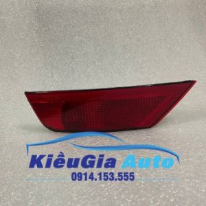 Đèn phản quang cản sau Ford Focus 2009-2011