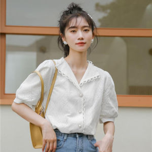 IELGY French retro V-neck short-sleeved shirt female niche thin and fresh2026