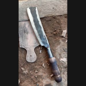 Parang/bendo/paranng patimura bahan baja super tajam super kuat/golok cacah tulang asli baja per