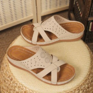 [Free Shipping] New Style WomenS Wedge Sandals With Hollow Design Size 43 WomenS Summer Thick-Soled Sandals