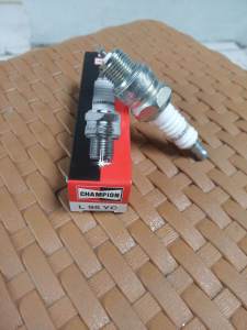 busi champion L 95 YC drat pendek bagus untuk vespa super sprint vbb ps px