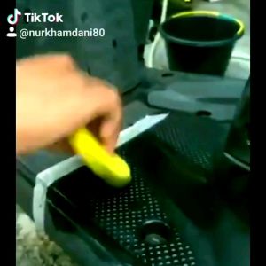 Cara Menggunakan Plastrim Restored Penghitam Body Permanen & Pengkilap Body Motor