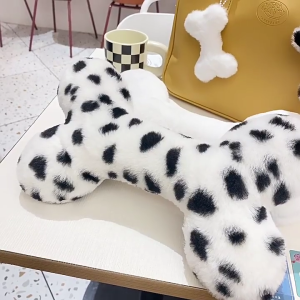 Cute Plush Dog Bone Keychain Plush Bag Charm Gift Girl Cute Backpack Pendant Keychain Plush Dog Bone Keyholder