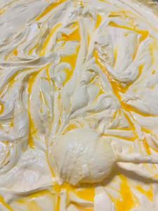 body tẩy xù_siêu trắng dưỡng ẩm cho da khô_ 2h 250g kèm quà