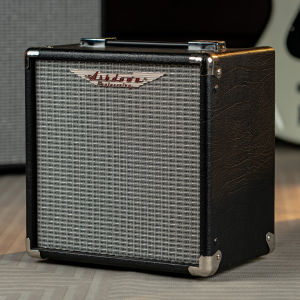 Ashdown Studio Junior แอมป์เบส 15วัตต์ Ashdown Studio JNR