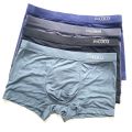 Bộ 4 quần sịp đùi nam MENS với các lỗ thông hơi tạo cảm giác thoải mái, thoáng mát khi mặc. 