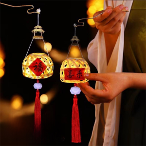 GONUUWGL ไฟ LED โคมไฟเทศกาลกลางฤดูใบไม้ร่วง ทำมือ พร้อมพู่ โคมไฟมือถือเรืองแสง เรืองแสง แบบจีน โคมไฟไม้ไผ่ทอขนาดเล็ก ของตกแต่งงานปาร์ตี้