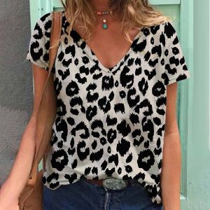 [Local Stock] ZEEMIN Summer Leopard 3D Print T-shirts Women New Casual Fashion Streetwear Short Sleeve V-Neck T Shirt Harajuku Tees Tops Clothing
