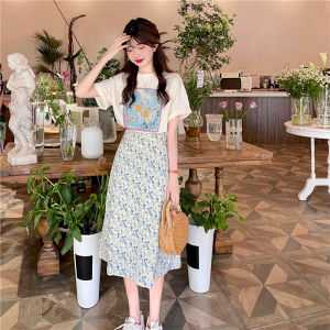 LKfashion เปิดขายแล้วนะ กระโปรงแฟชั่น2023 ทรงเอวสูงแนวกระโปรงบานสวยแต่งลายดอกไม้แบบเก๋กรุบ ทรงสวยสุดๆมาตำด่วน