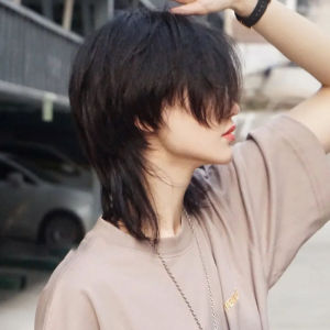 Wolf tail mullet head wig male invisible hair increased fluffy fashion handsome short straight hair chemical fiber headgear female