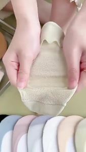 [Free Shipping] Low-cut invisible summer thin mesh breathable cotton-soled silicone non-slip short socks for women pure cotton socks from Zhuji