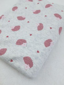 ผ้ายืด ผ้ายืดพิมพ์ลายเนื้อนิ่ม สำหรับตัดเสื้อผ้าเด็ก 90x160cm ลายเม่น ผ้าเมตร ผ้าหลาขายปลีก