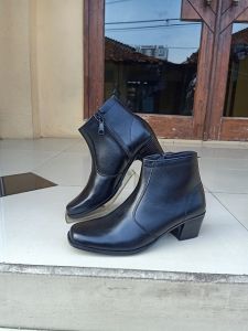 Promo sepatu PDH Wanita kulit sapi 100% termurah(glosir)