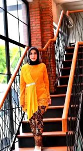 Kebaya Amalia & Milea Brokat Modern Terbaru: Setelan Batik Viral