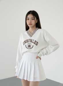 Hyena Sweater Wanita Terbaru Korean Style