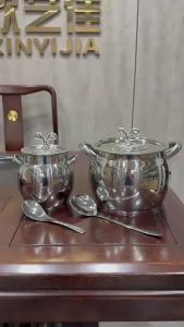 Stainless steel pig oil tank with lid household high temperature resistance large capacity with filter oil tank with double ears pig oil pot pig oil basin