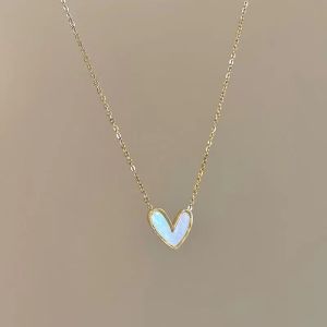 18K Gold Love Necklace Female Niche Affordable Luxury Fashion Clavicle Chain Personality Design All-Match Simple Necklace