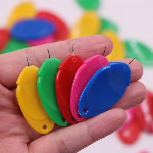 Đồ xỏ chỉ - xỏ kim