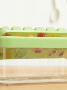 SyokSyok ECOCO Innovative Flip Ice Tray for Home Mini Fast Freezing Ice Storage Container Food Grade Ice Cube Maker