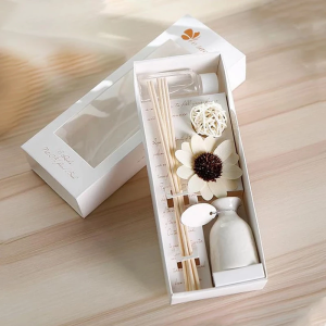 New Reed Diffuser Aromatherapy Ceramic Air Freshener Household Bedroom Fragrance For Christmas Wedding Birthday Gift Set Gift Box
