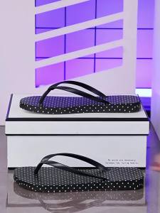 2025 Summer New Polka Dot Flip-Flops For Women Flat Heel Beach Sandals Fashionable Slippers