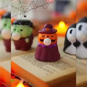 Halloween small gifts pumpkin lanterns squishy toys childrens toys kindergarten decorations scene props and decorative ornaments