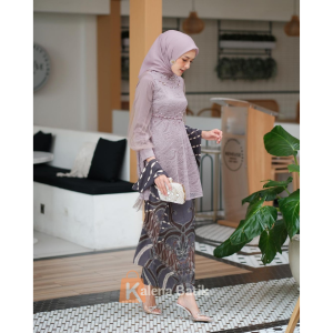 Kebaya Nadine / Kebaya brukat modern / Kebaya couple / Kebaya couple pasangan terbaru 2022 / Kebaya modern 2022 kondangan / Kebaya couple pasangan / Baju couple kondangan / Kebaya brokat / Baju kebaya / Couple batik / Baju kondangan / Baju pesta