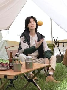 《1017》Cameljeans ซีรีส์ภูเขากลางแจ้ง เสื้อแจ็คเก็ตกันลมและกันน้ำชั้นเดียวสำหรับผู้หญิงในฤดูใบไม้ร่วงและฤดูหนาวใหม่