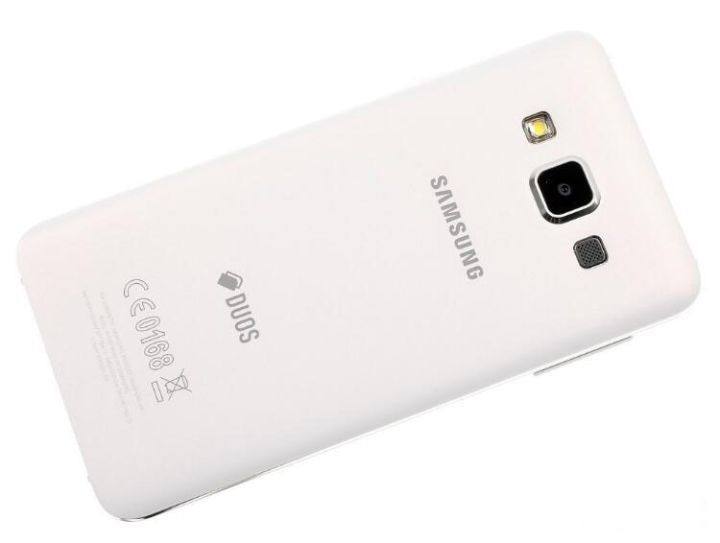 Samsung%20Galaxy%20A3%20A300F%20Mobile%20Phone%20Original%20Dual%20Sim%20Card%2016GB%204G%20LTE%208.0MP%20Camera%204.5%20Inch%20Unlocked%20-%20Image%209