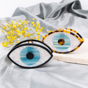 [Cutewomen2020]Fashion Blue Eye Hair Claw Clips Hairpins Unique Design Halloween Evil eye Hair Clips Women Hair Accessories