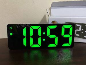 (0712) LED Digital Alarm Clock (Time/ Date/ Temperature/ Alarm) POWER: Battery Or Usb Plug Operated