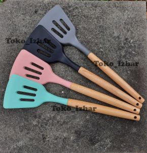 Silicone Slotted Spatula / Silicone Utensile / Slotted Turner