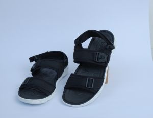 Sandal Gunung / Travelling Terbaru Jahitan Sol Kuat Lembut
