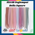 hijab bella square  ; kerudung  segi empat ; jilbab anti letoi. 