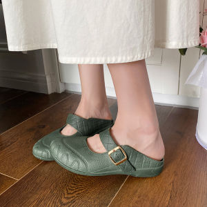 Zishop     ฮิตตตตต รองเท้าผู้หญิงเปิดส้น ใส่ทำงานเหมาะมาก สีสุภาพ มี 4 สีให้เลือกตำ วัสดุยางพื้นนิ่ม รองรับน้ำหนักเท้าได้ดี ใส่แล้วไม่เจ็บเท้า รีบกดตุ่มด่วนเลย