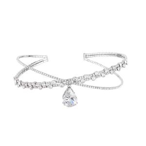 สร้อยคอโชคเกอร์เพชรรอบแต่งด้วยจี้เพชรหยดน้ำงานสวยอลังมากๆใส่ได้สองแบบใส่เป็นคาดผมก็ปังนะ